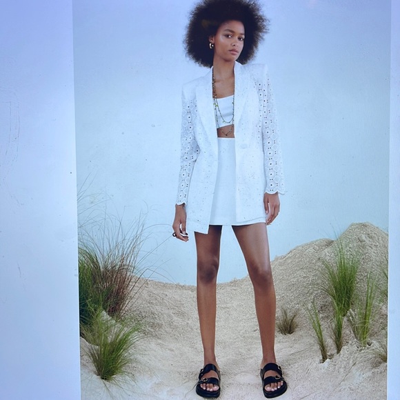 NWT Zara Perforated Embroidery Blazer